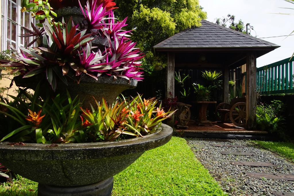 Charming Tagaytay Vacation Home Tagaytay City Exterior photo
